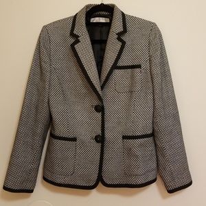 Tahari Arthur S Levine Black/White Blazer